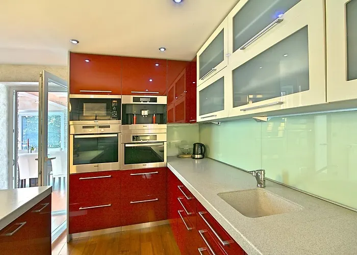 Lidija * ポレッチ