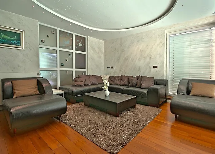 Villa Lidija *